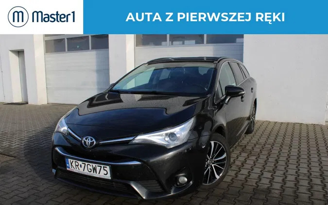 wielkopolskie Toyota Avensis cena 49850 przebieg: 202162, rok produkcji 2018 z Czerniejewo